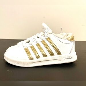 K-Swiss Classic VN Infant Baby Shoes Sneaker - White/Gold Size 6